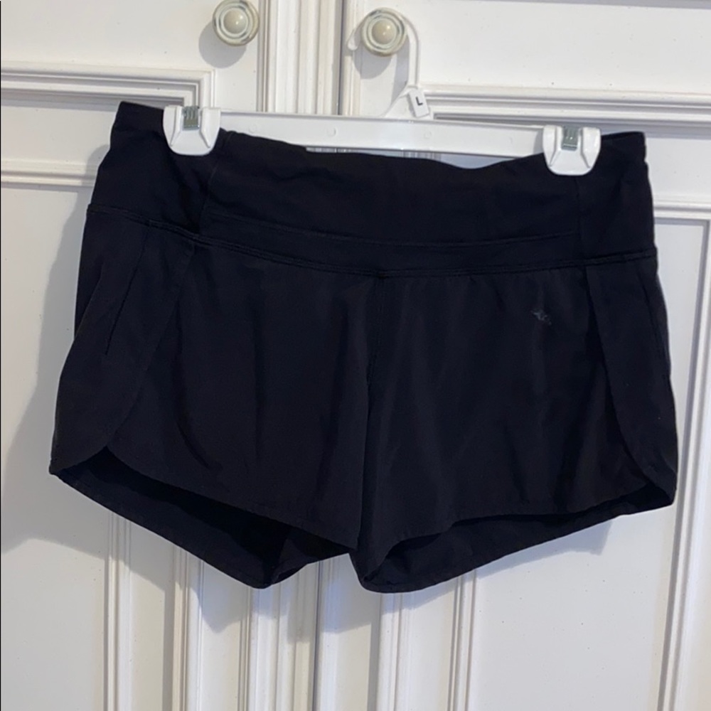 Black Lululemon shorts